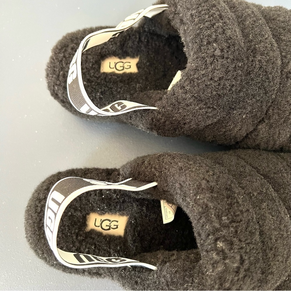 Ugg Fluff Yeah Fuzz Black Slide Open Toe Soft Sho… - image 4